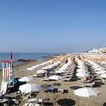 Cozy With Pool In Caorle