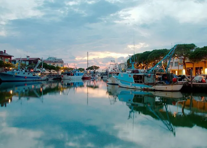 Cozy With Pool In アパート カオルレ