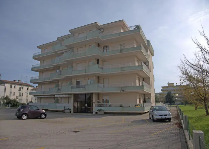 Appartement Cozy With Pool In Caorle